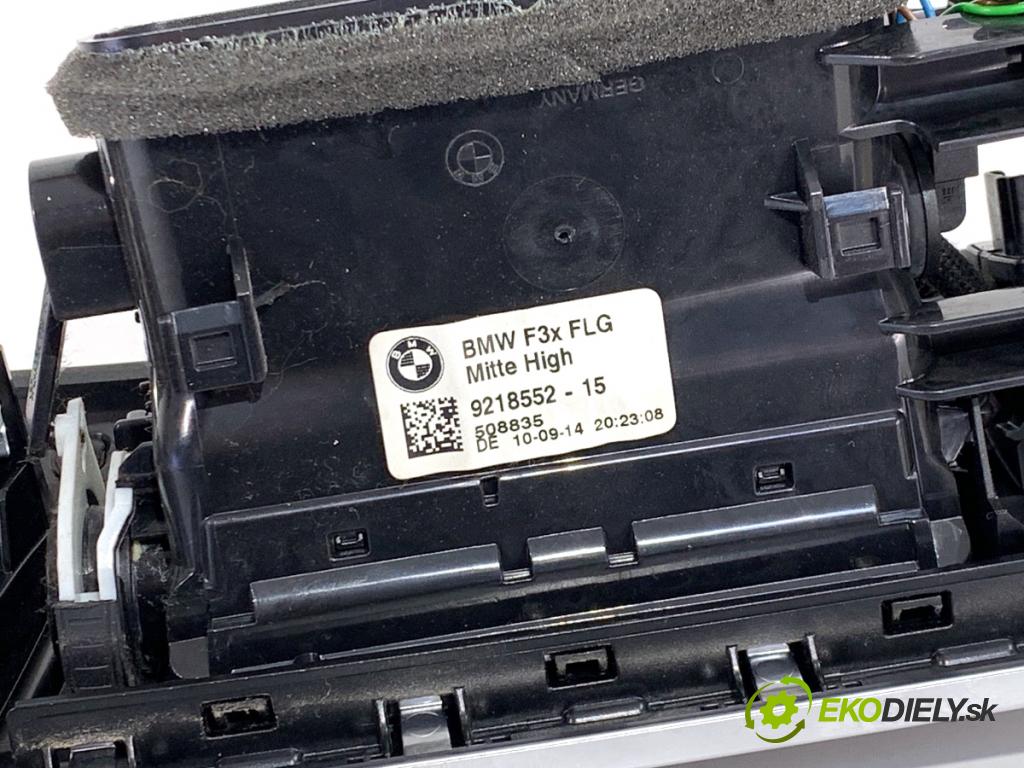 BMW F31 Kombi 2014 135 kW 320 d xDrive 1995 lišty kryt 9218552 7275492 (Lišta)