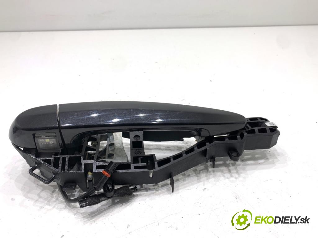 BMW F31 Kombi 2014 135 kW 320 d xDrive 1995 klika vnejší pravý přední část 