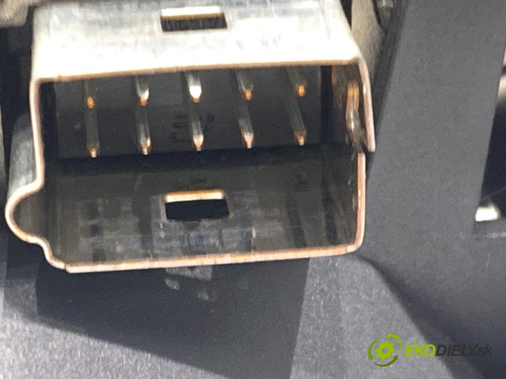 BMW F31 Kombi 2014 135 kW 320 d xDrive 1995 KAMERA 9278359