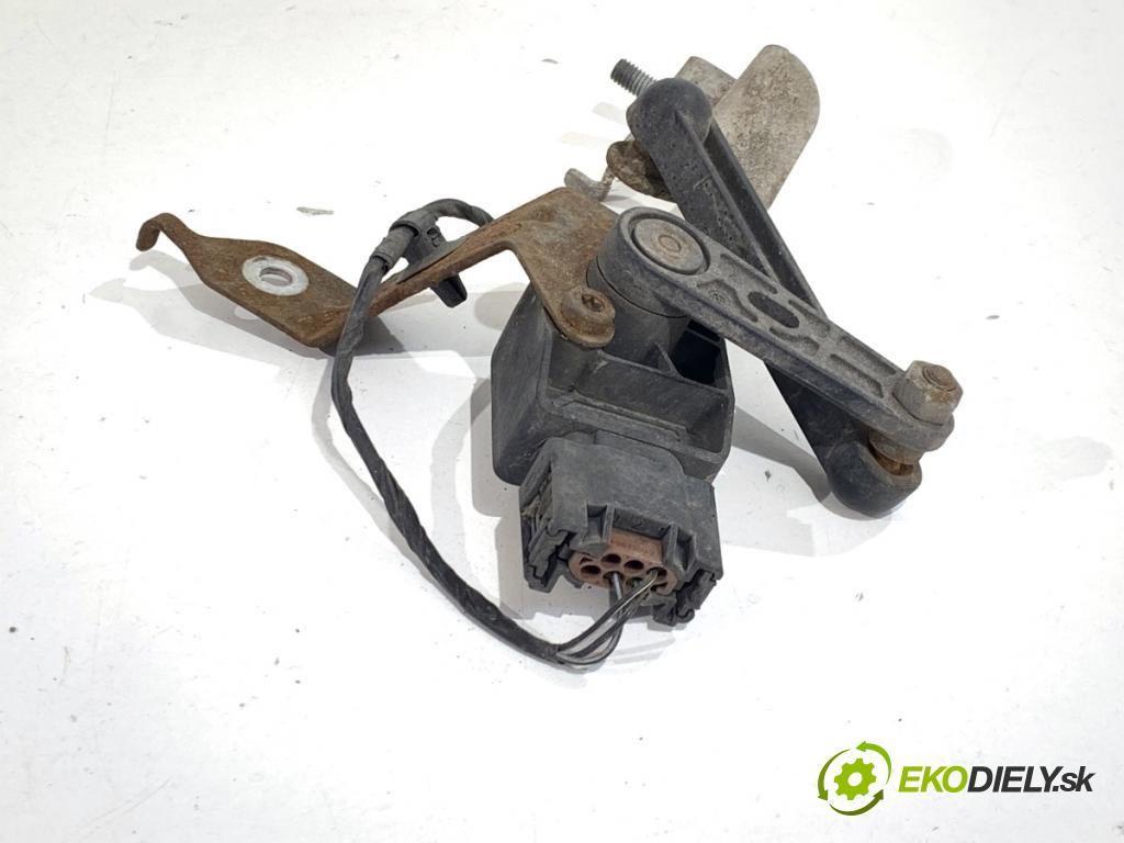 BMW F31 Kombi 2014 135 kW 320 d xDrive 1995 Snímač XENON zad ľavy 6860843