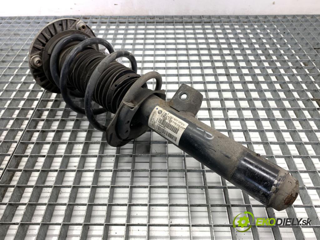 BMW F31 Kombi 2014 135 kW 320 d xDrive 1995 tlumič pravý přední část ZE 6866556