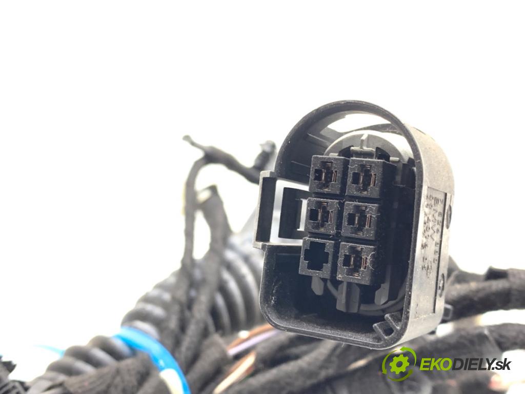 BMW F31 Kombi 2014 135 kW 320 d xDrive 1995 káblovačka dveře zadní část pravý 9366761