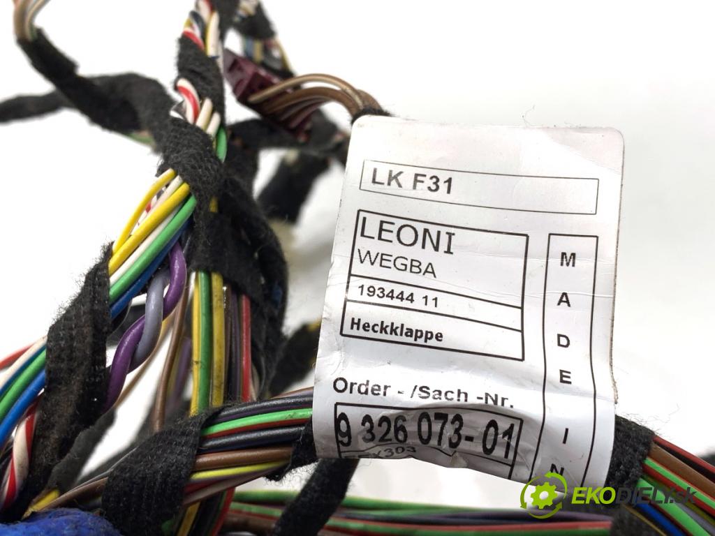 BMW F31 Kombi 2014 135 kW 320 d xDrive 1995 káblovačka dveří kufra zadní část 9326073