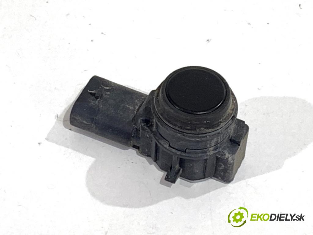 BMW F31 Kombi 2014 135 kW 320 d xDrive 1995 snímač PDC 0263013511