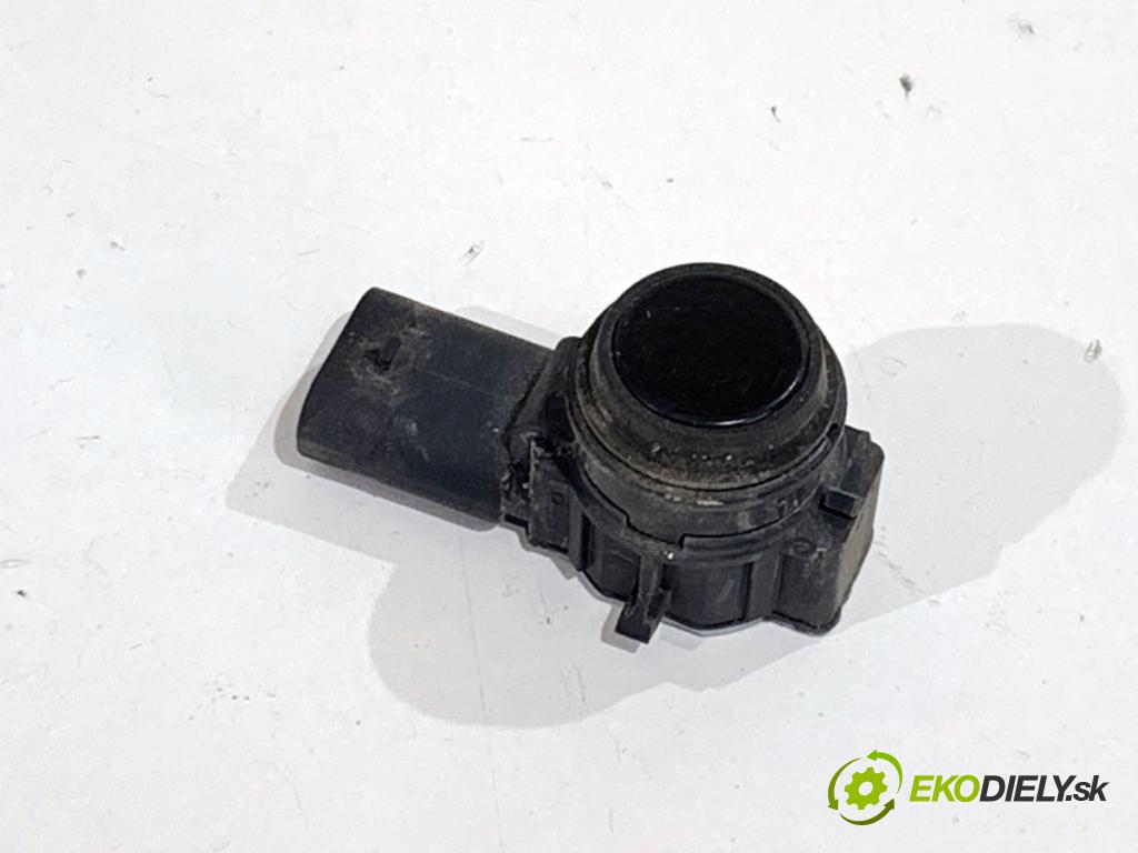 BMW F31 Kombi 2014 135 kW 320 d xDrive 1995 snímač PDC 0263013511