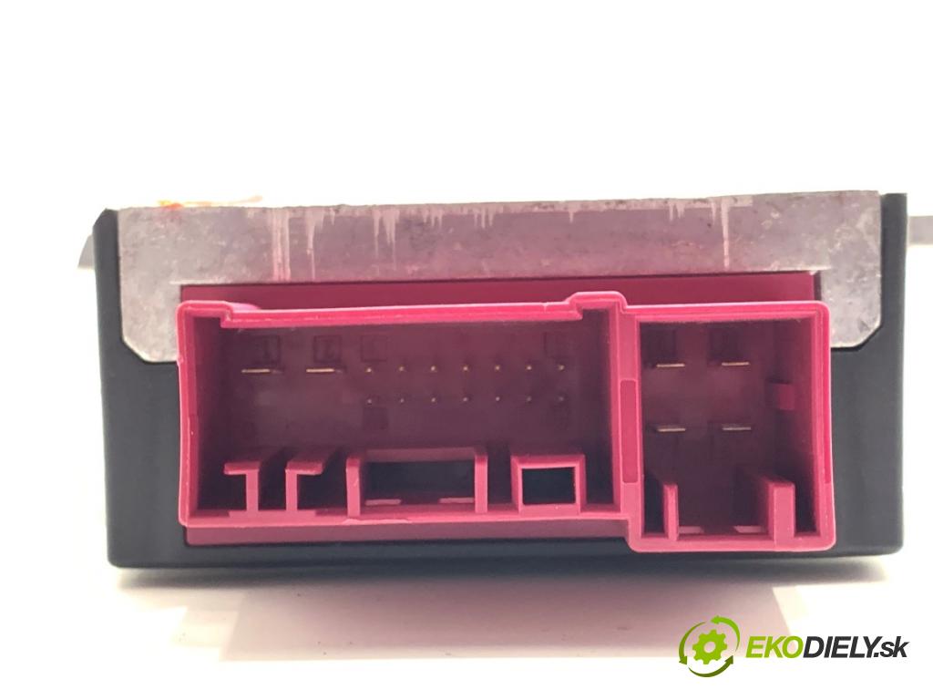 BMW F31 Kombi 2014 135 kW 320 d xDrive 1995 modul pumpy paliva 7371832