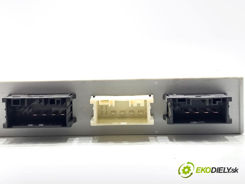 BMW F31 Kombi 2014 135 kW 320 d xDrive 1995 Modul dverí 7388490