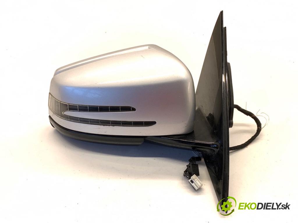 MERCEDES-BENZ S212 Kombi 2010 170 kW E 350 CDI 4-matic (212.289) 2987 zpětné zrcátko pravý 