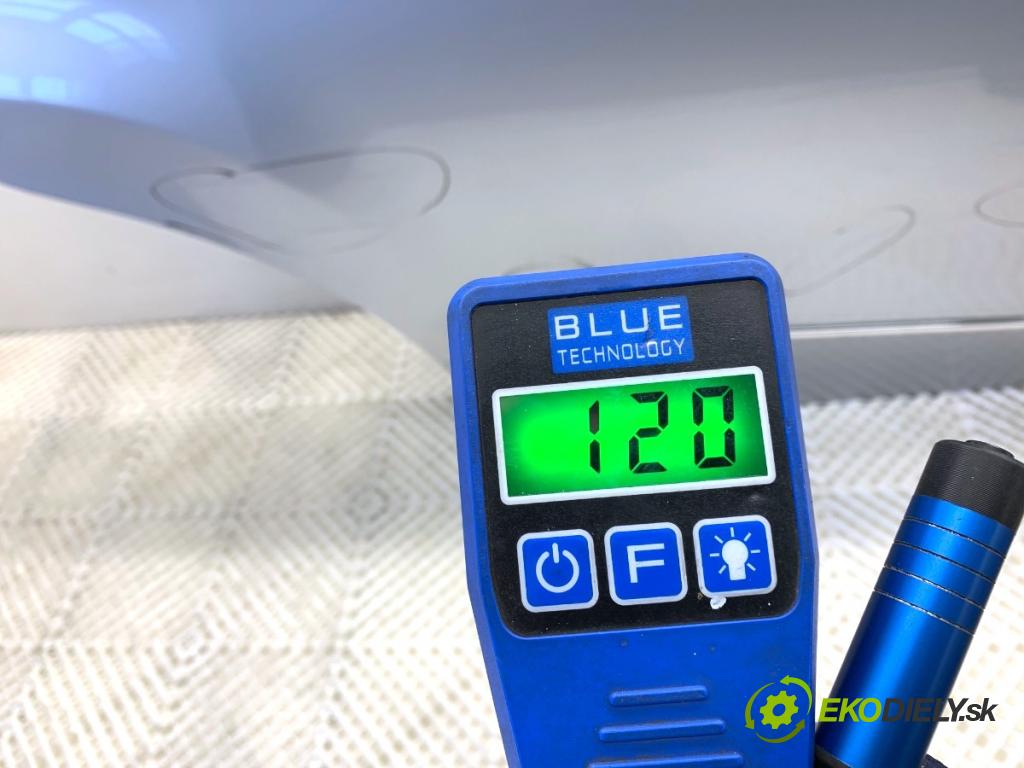 MERCEDES-BENZ S212 Kombi 2010 170 kW E 350 CDI 4-matic (212.289) 2987 dveře pravý zadní část 775