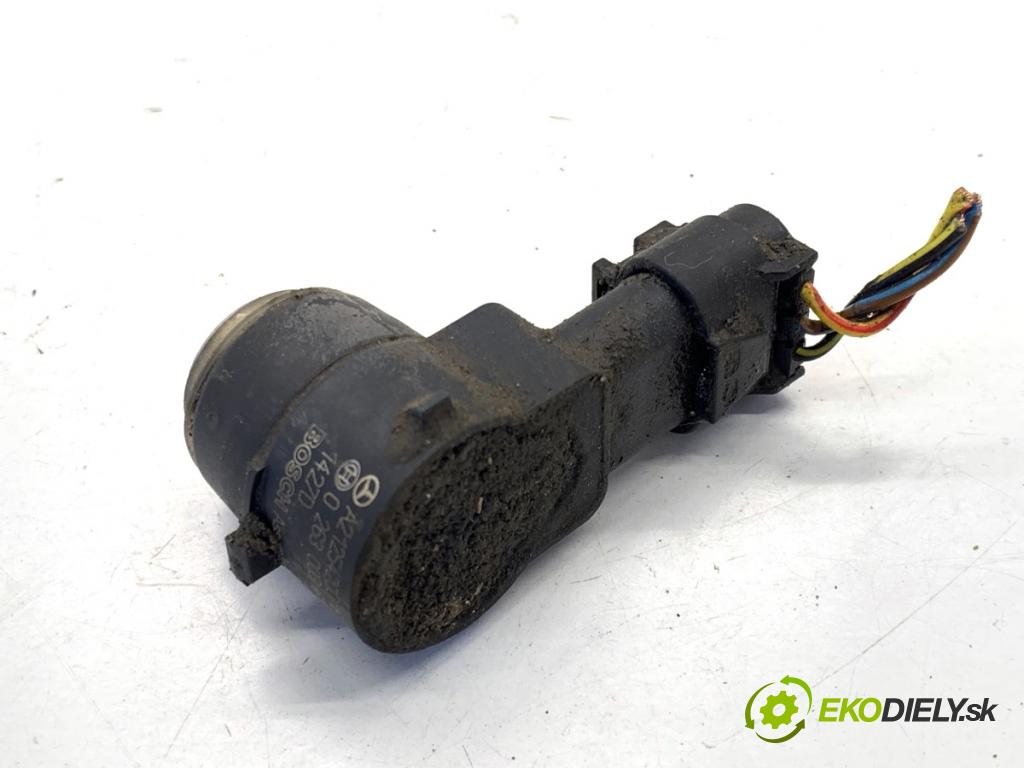 MERCEDES-BENZ S212 Kombi 2010 170 kW E 350 CDI 4-matic (212.289) 2987 Snímač PDC A2125420018