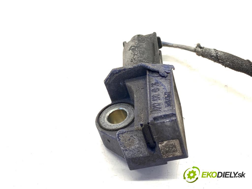 MERCEDES-BENZ S212 Kombi 2010 170 kW E 350 CDI 4-matic (212.289) 2987 Snímač nárazu A2128204926 (Snímač nárazu)