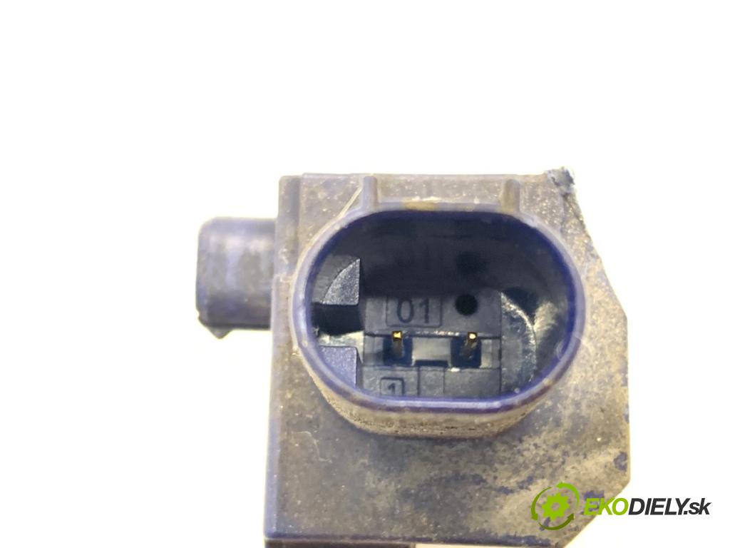 MERCEDES-BENZ S212 Kombi 2010 170 kW E 350 CDI 4-matic (212.289) 2987 Snímač nárazu A2128204926 (Snímač nárazu)