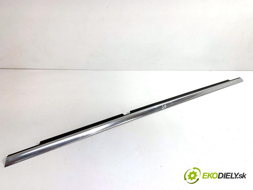 MERCEDES-BENZ S212 Kombi 2010 170 kW E 350 CDI 4-matic (212.289) 2987 lišta Sbírání: zadní část pravý 