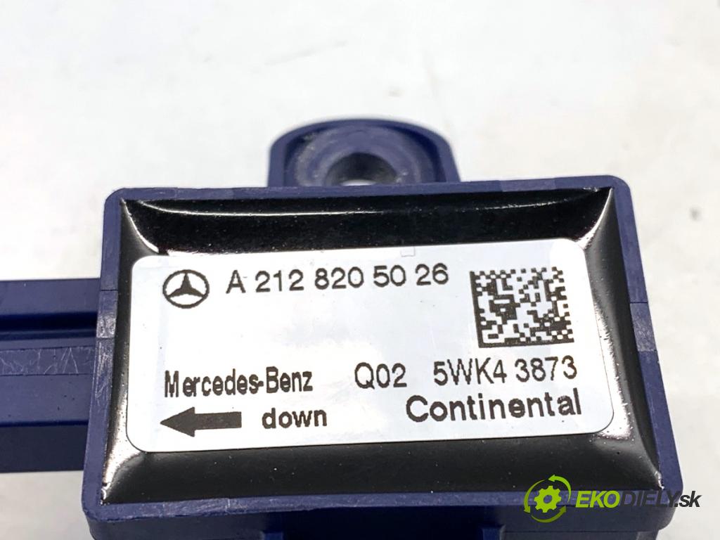 MERCEDES-BENZ S212 Kombi 2010 170 kW E 350 CDI 4-matic (212.289) 2987 Snímač nárazu A2128205026 (Snímač nárazu)