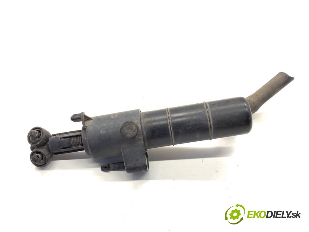 MERCEDES-BENZ S212 Kombi 2010 170 kW E 350 CDI 4-matic (212.289) 2987 ostřikovače světla pravý přední část A2128600047