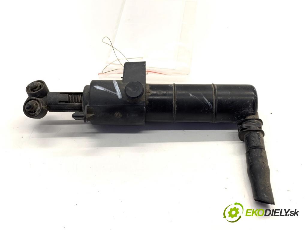 MERCEDES-BENZ S212 Kombi 2010 170 kW E 350 CDI 4-matic (212.289) 2987 ostřikovače světla levý přední část A2128600147