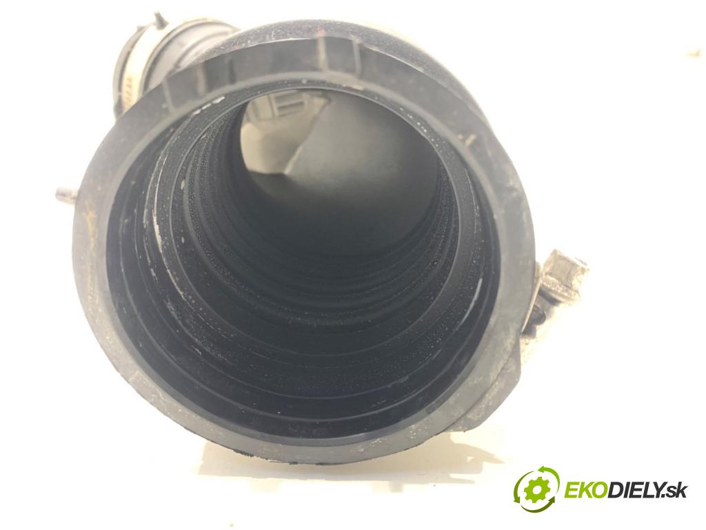 NISSAN QASHQAI J11 SUV 2019 103 kW 1.3 DIG-T 1332 Rúra vzduchu 165758920R