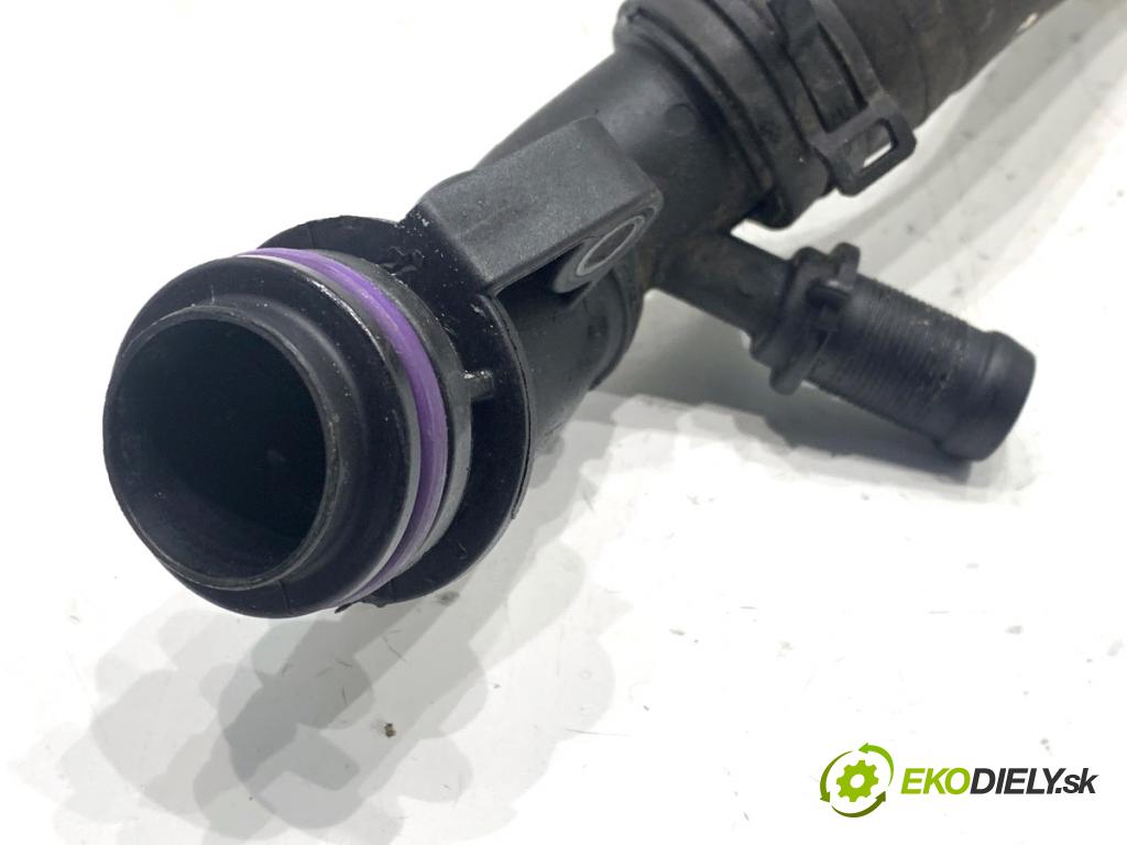 NISSAN QASHQAI J11 SUV 2019 103 kW 1.3 DIG-T 1332 rozdělovač vody 210470257R