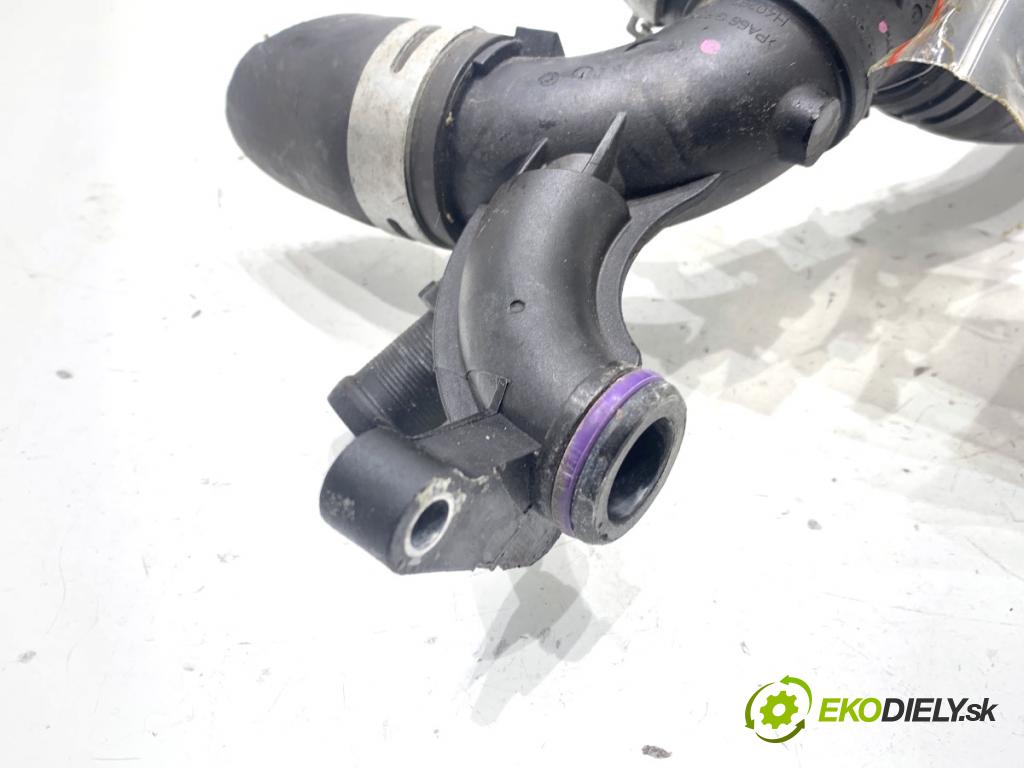 NISSAN QASHQAI J11 SUV 2019 103 kW 1.3 DIG-T 1332 rozdělovač vody 210470257R