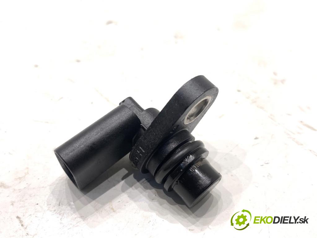 NISSAN QASHQAI J11 SUV 2019 103 kW 1.3 DIG-T 1332 Snímač pozície vačkového hriadeľa 237317290R (Snímač polohy kľukového hriadeľa)