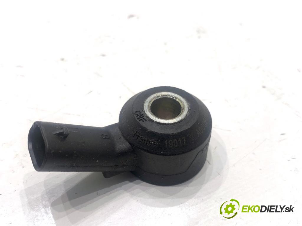 NISSAN QASHQAI J11 SUV 2019 103 kW 1.3 DIG-T 1332 Snímač klepania 220608897R (Snímač)