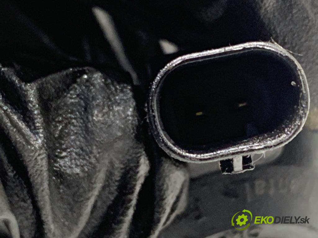 NISSAN QASHQAI J11 SUV 2019 103 kW 1.3 DIG-T 1332 Snímač klepania 220608897R (Snímač)