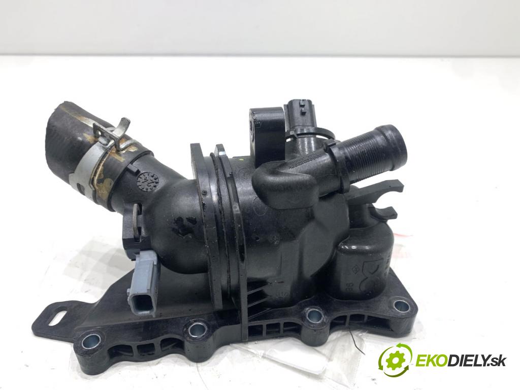 NISSAN QASHQAI J11 SUV 2019 103 kW 1.3 DIG-T 1332 obal termostatu 110600260R (Pouzdro termostatu)