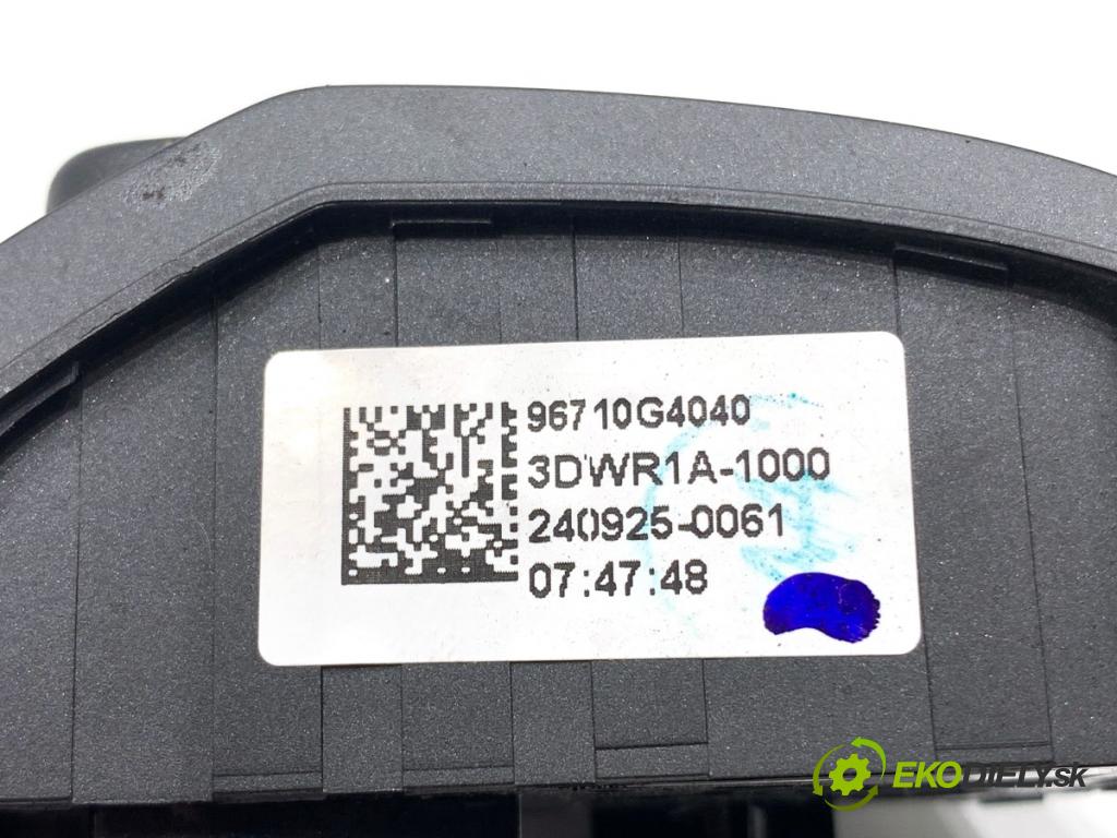 HYUNDAI i30  2024 71 kW 1.5 DPI   (1498 ccm / 71 kW / 97 KM) 1498 SPÍNAČE: volantu 96720-G4770