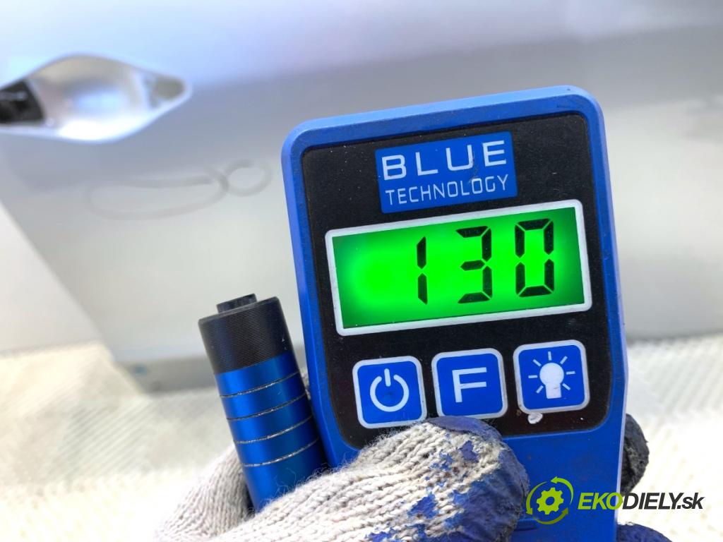 HYUNDAI ix35 SUV 2013 135 kW 2.0 CRDi 4WD 1995 dveře pravý přední část RAH