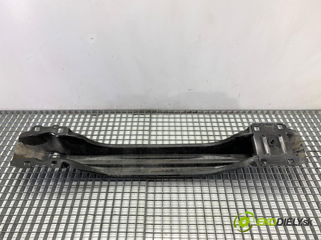 JAGUAR F-PACE SUV 2016 120 kW 2.0 TD4 1999 výztuha nárazníka zadní část GX7317B892AA (Zadní výztuha)