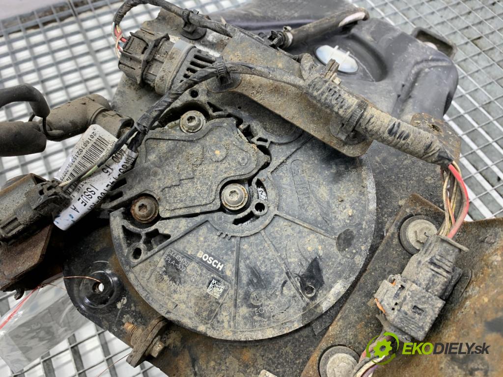 JAGUAR F-PACE SUV 2016 120 kW 2.0 TD4 1999 Nádržka SCR: HK835J228AD