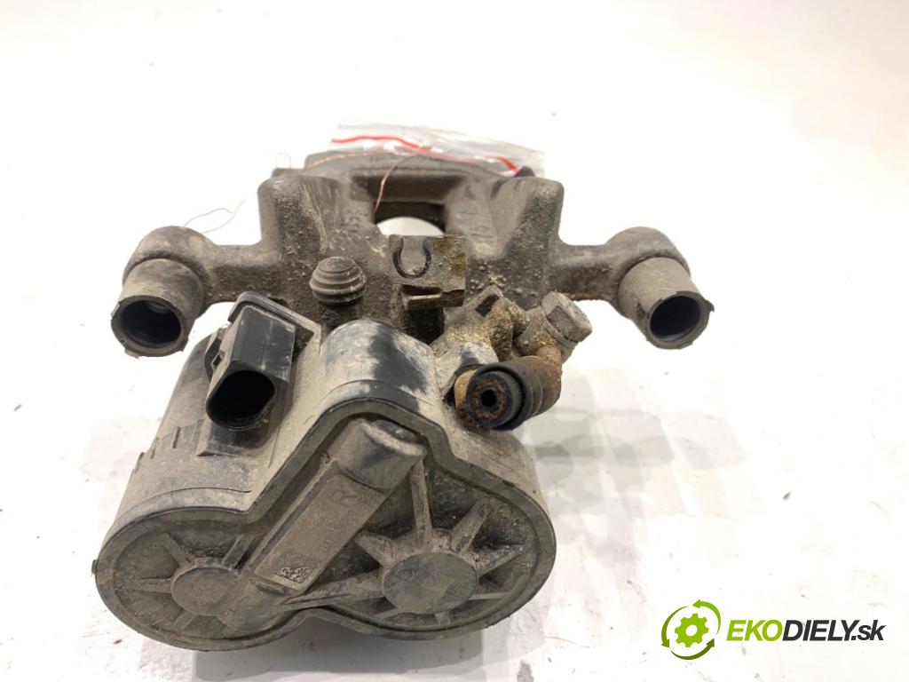 JAGUAR F-PACE SUV 2016 120 kW 2.0 TD4 1999 Brzdič strmeň pravy zad GX73-2K327-BE