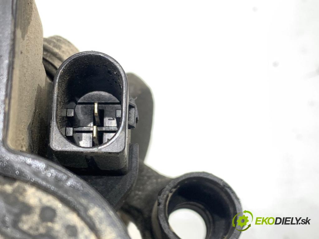 JAGUAR F-PACE SUV 2016 120 kW 2.0 TD4 1999 Brzdič strmeň ľavy zad GX73-2K328-BE