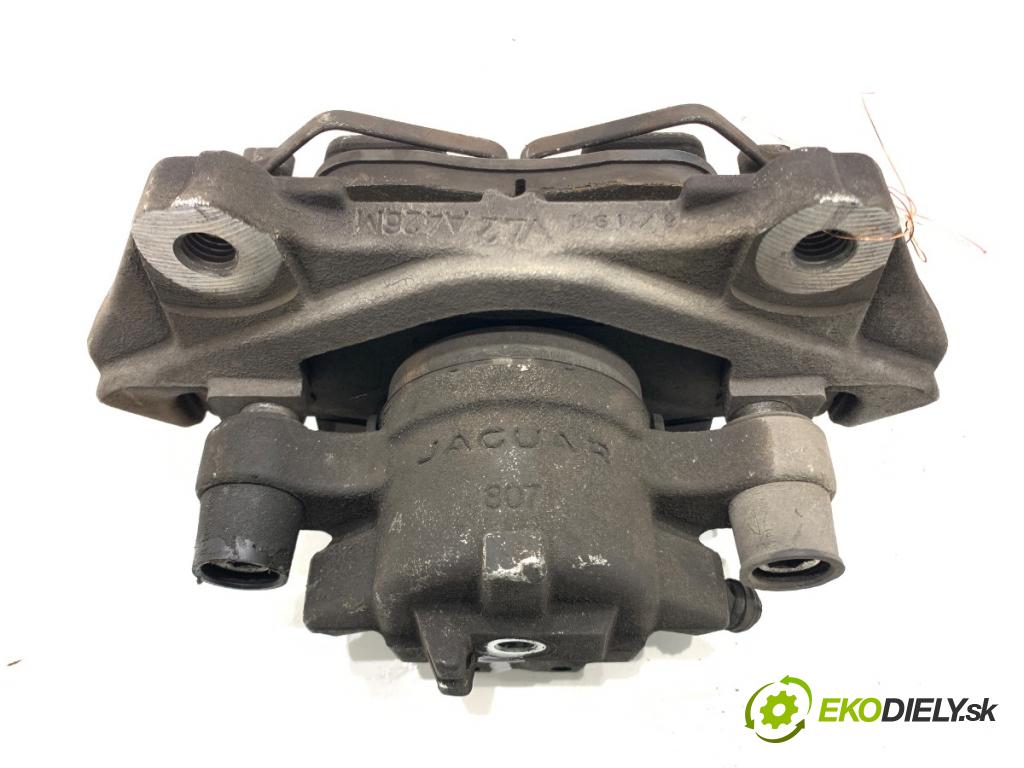 JAGUAR F-PACE SUV 2016 120 kW 2.0 TD4 1999 Brzdič strmeň pravy predný