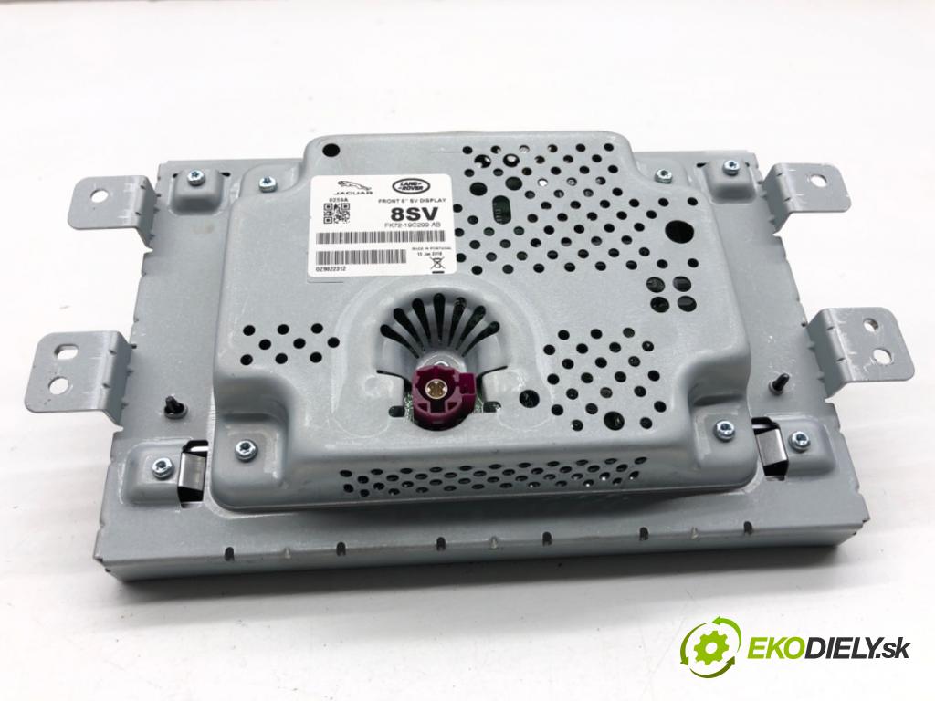 JAGUAR F-PACE SUV 2016 120 kW 2.0 TD4 1999 Dislpej FK72-19C299-AB (Prístrojová doska)