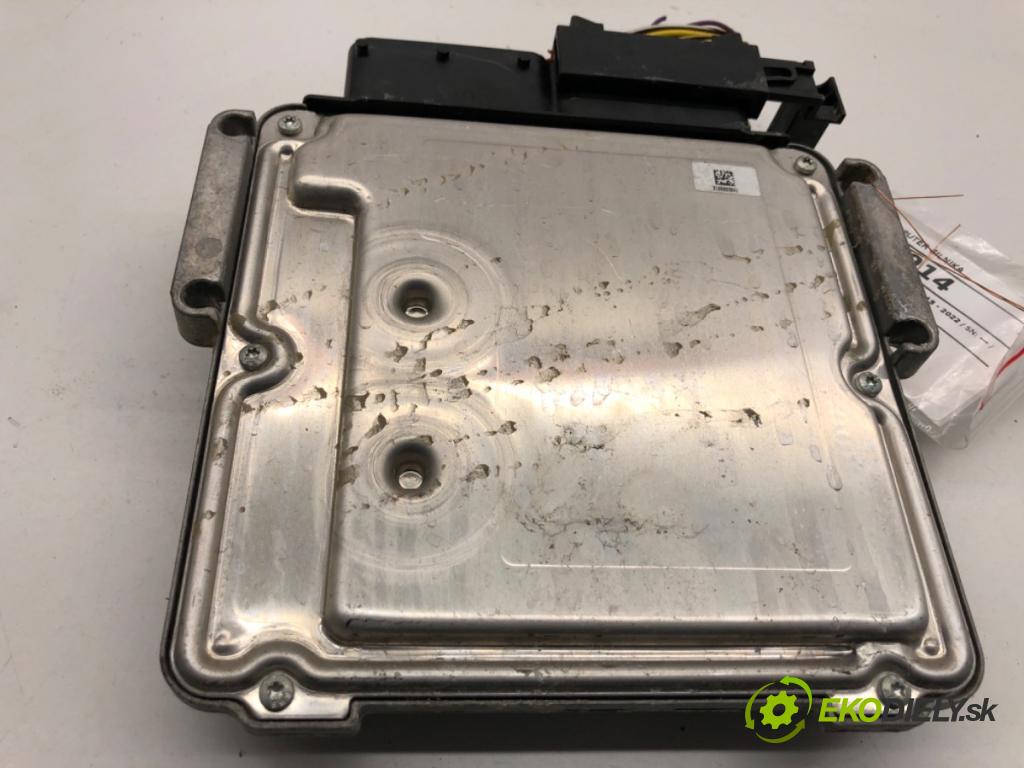 JAGUAR F-PACE SUV 2016 120 kW 2.0 TD4 1999 riadiaca jednotka Motor HX73-12C520-FCB (Riadiaca jednotka)