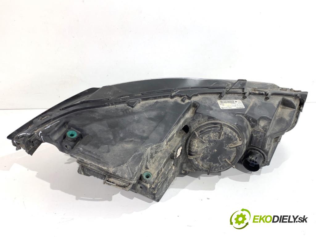 JAGUAR F-PACE SUV 2016 120 kW 2.0 TD4 1999 světlomet levý přední část GX63-13W030-EE