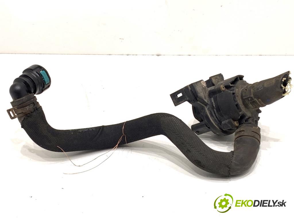 JAGUAR F-PACE SUV 2016 120 kW 2.0 TD4 1999 DALŠÍ: pumpa vody DX2318D474AC (Vodní pumpa)