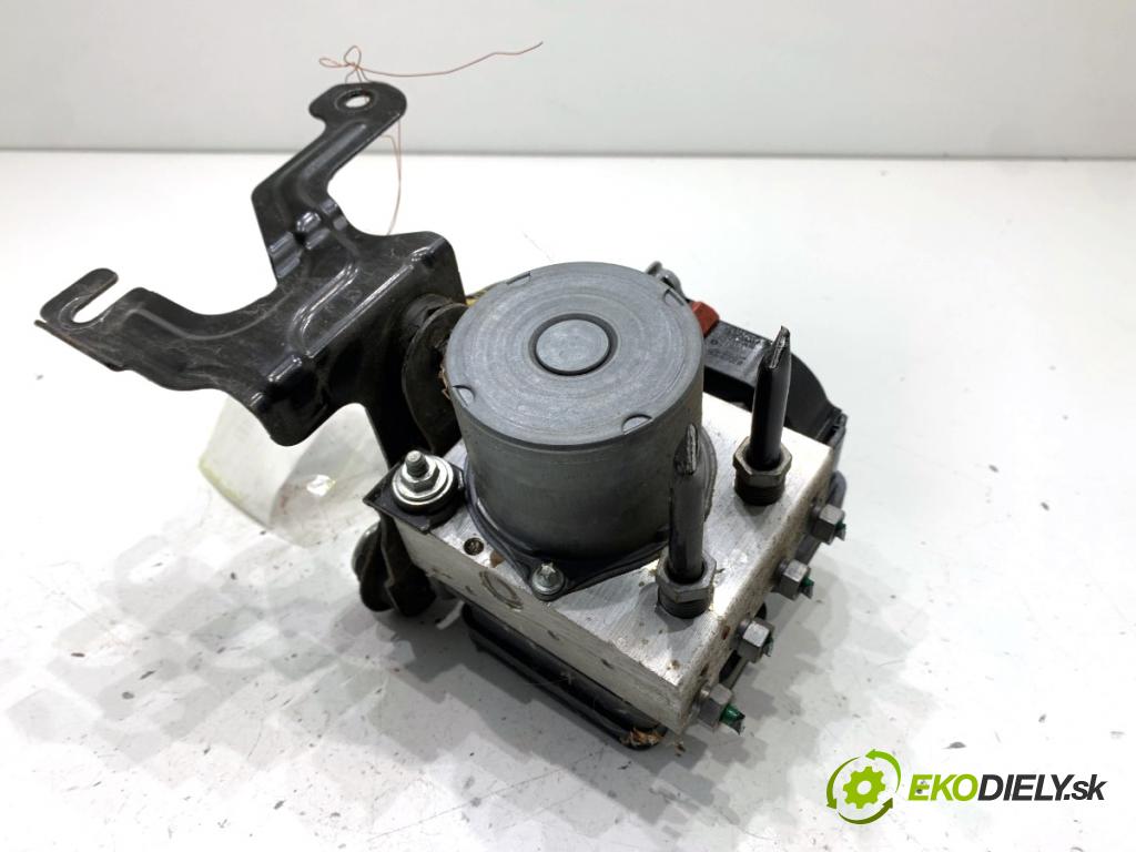 JAGUAR F-PACE SUV 2016 120 kW 2.0 TD4 1999 Pumpa ABS  (Pumpa ABS)