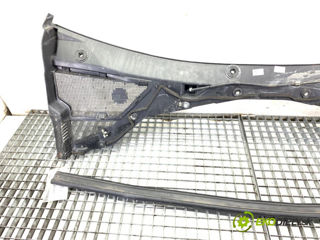 JAGUAR F-PACE SUV 2016 120 kW 2.0 TD4 1999 Torpédo, plast pod čelné okno HK83-4105-A (Torpédo (plast pod čelným sklom))