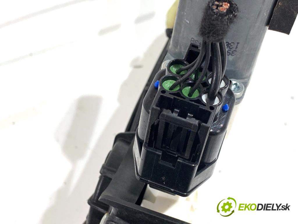 JAGUAR F-PACE SUV 2016 120 kW 2.0 TD4 1999 mechanismus okna levý přední část HK83-23201-AC