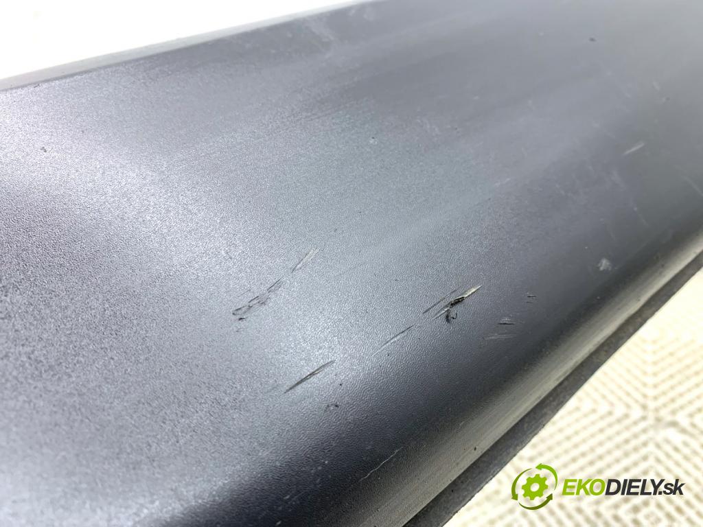 JAGUAR F-PACE SUV 2016 120 kW 2.0 TD4 1999 lišta dveře pravý zadní část