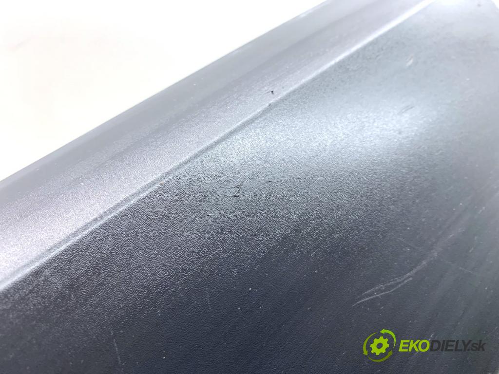 JAGUAR F-PACE SUV 2016 120 kW 2.0 TD4 1999 lišta dveře pravý zadní část