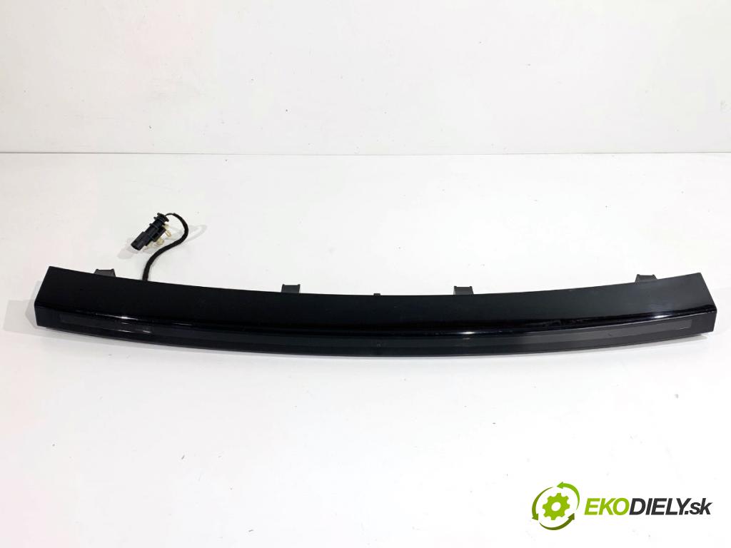 JAGUAR F-PACE SUV 2016 120 kW 2.0 TD4 1999 světlo brzdových světel FK7213A613