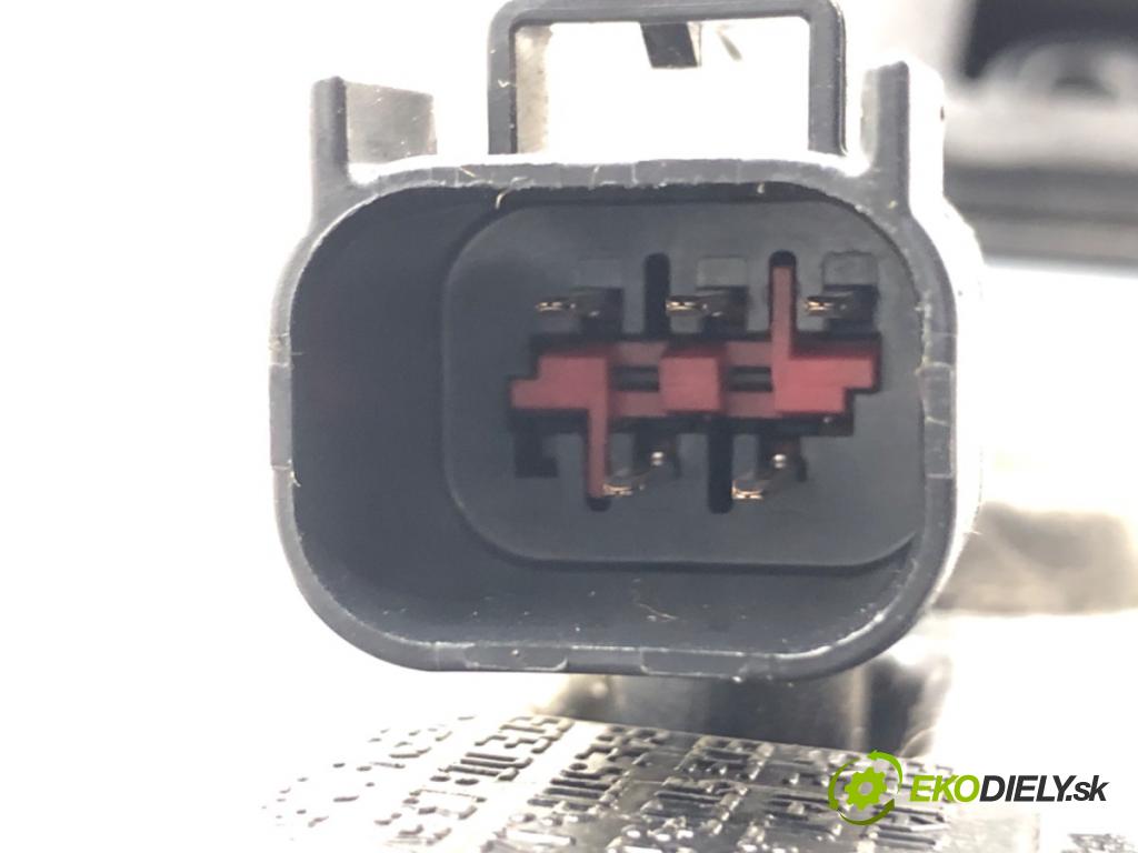 JAGUAR F-PACE SUV 2016 120 kW 2.0 TD4 1999 Svetlo ľavy zad HK83-13405-AC