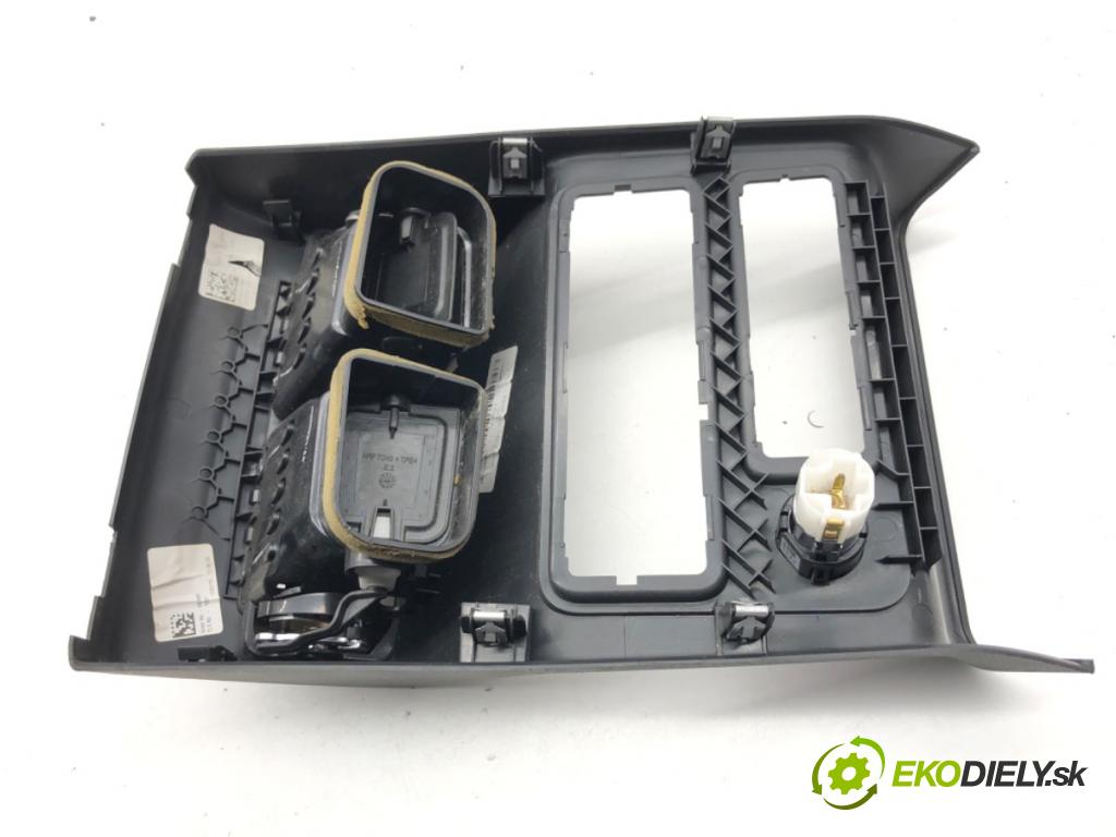 JAGUAR F-PACE SUV 2016 120 kW 2.0 TD4 1999 mří topení zadní část BJ32-014A22-AD