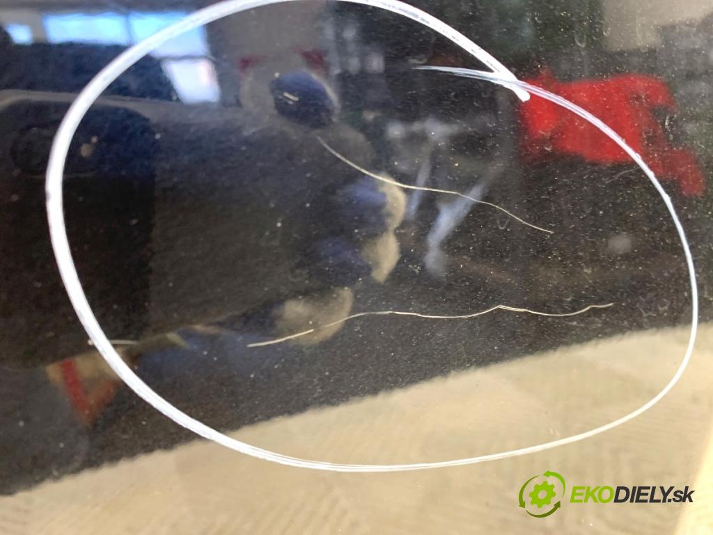 JAGUAR F-PACE SUV 2016 120 kW 2.0 TD4 1999 Dvere ľavy zad