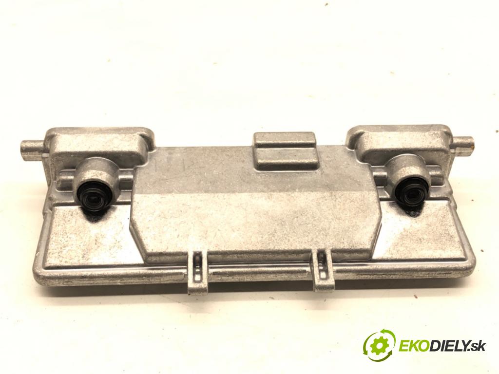 JAGUAR F-PACE SUV 2016 120 kW 2.0 TD4 1999 KAMERA okna PŘEDNÍ HK83-19H406