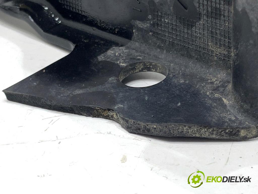 JAGUAR F-PACE SUV 2016 120 kW 2.0 TD4 1999 volant vzduchu HK83-001A05-AC