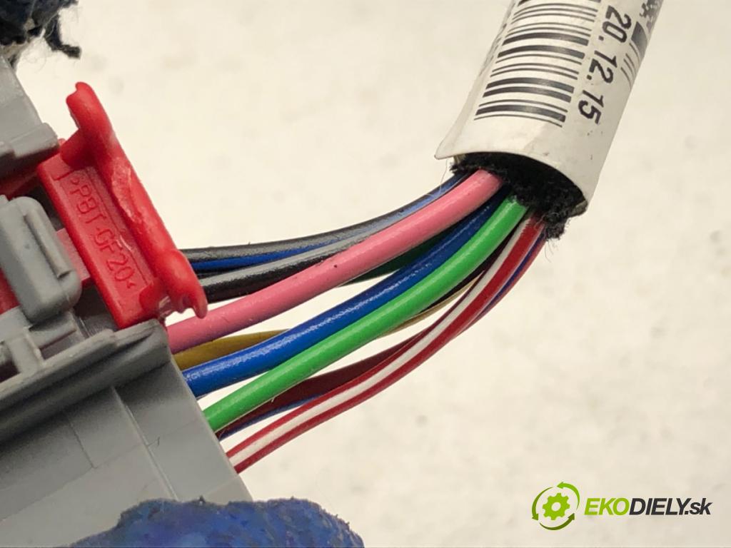 JAGUAR F-PACE SUV 2016 120 kW 2.0 TD4 1999 Spätné zrkadlo pravy